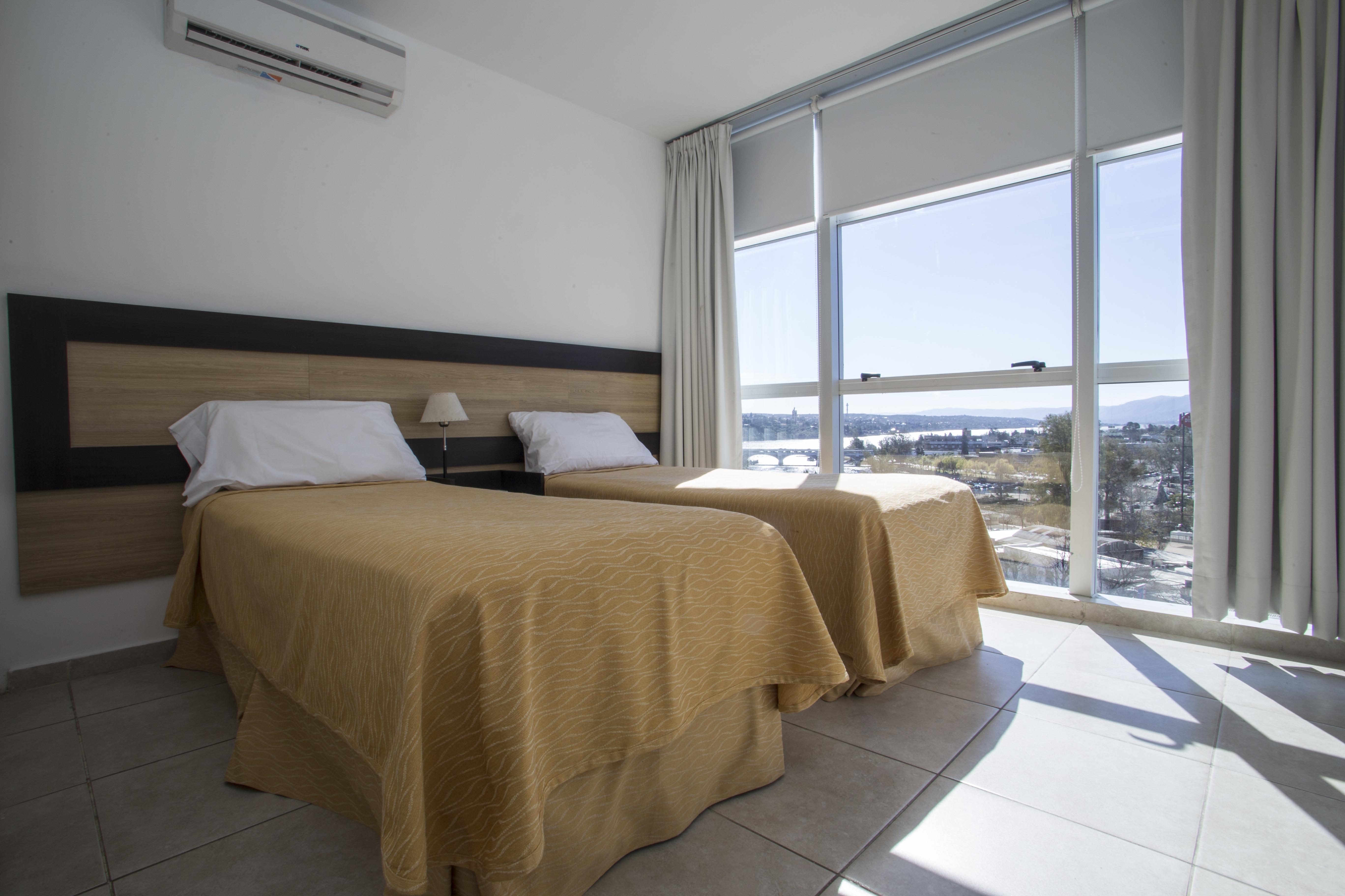 Amérian Carlos Paz&Suites Villa Carlos Paz Extérieur photo