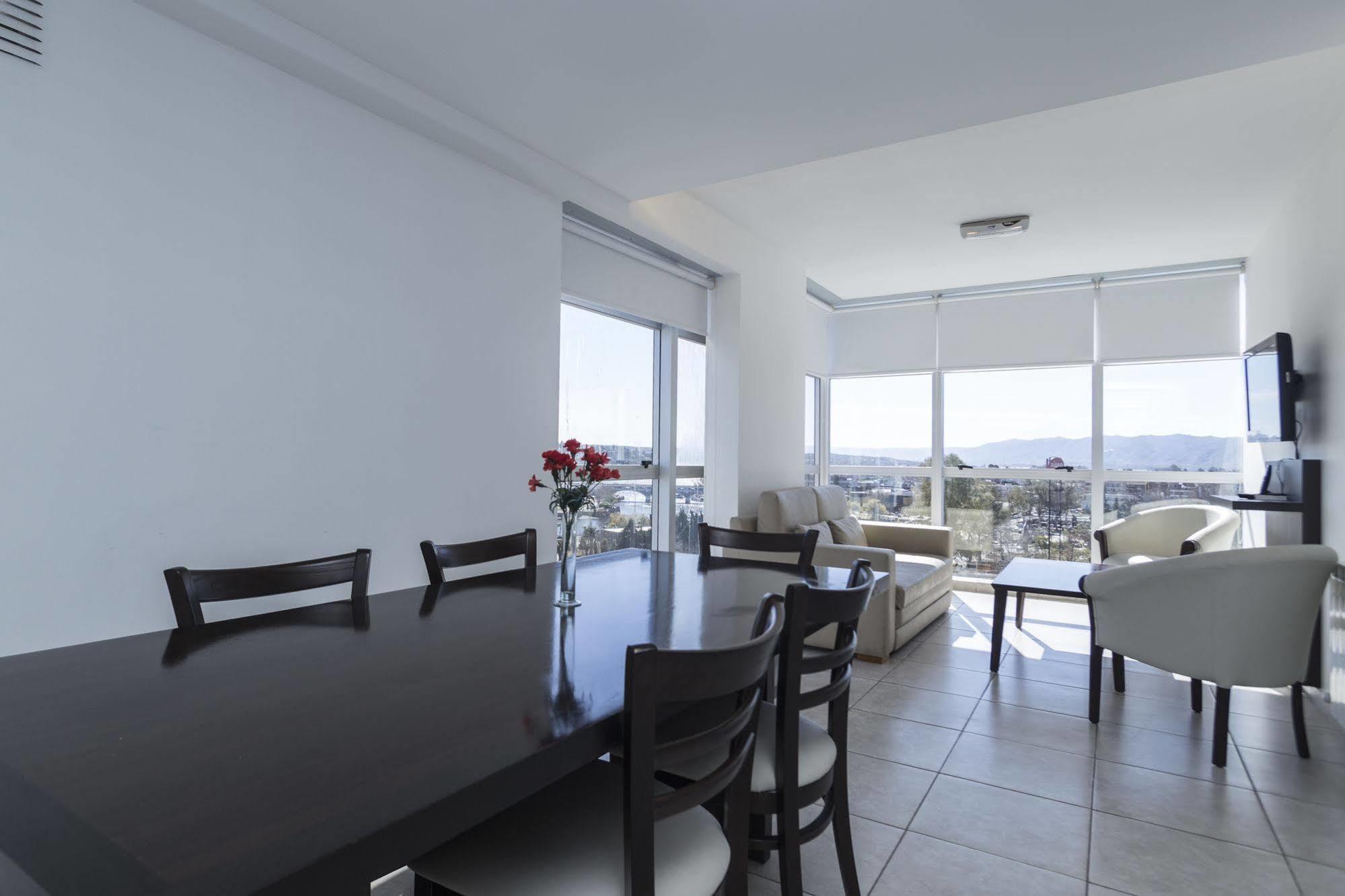 Amérian Carlos Paz&Suites Villa Carlos Paz Extérieur photo